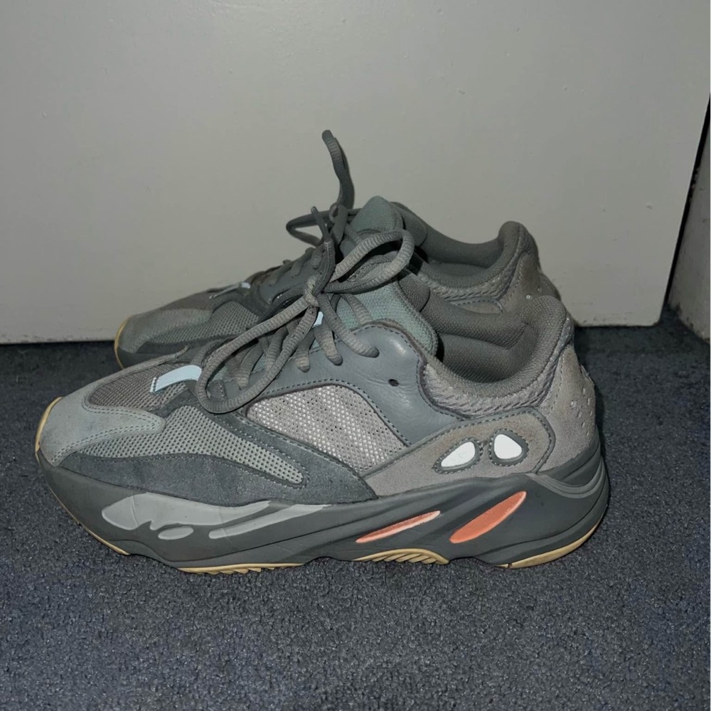 Yeezy 700 Inertia